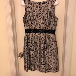 Tahari size 6p party dress